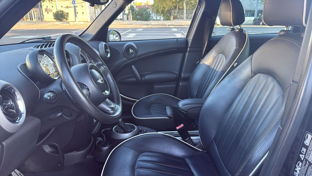 Countryman 1.6 Cooper S 184 ALL4 BVA6 Red Hot Chili - Automatique Toit 2012 occasion 34500 Beziers