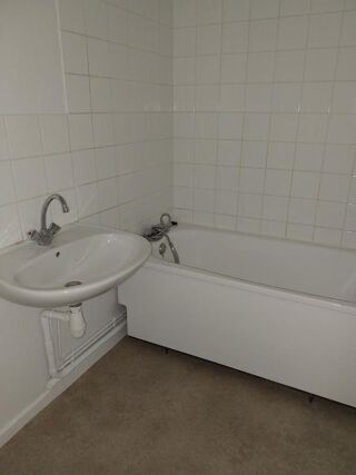  Appartement à louer 4 pièces 72 m²