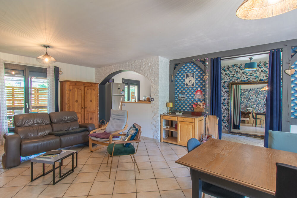 Maison Saint Hilaire De Court 7 pièce(s) 152.06 m2