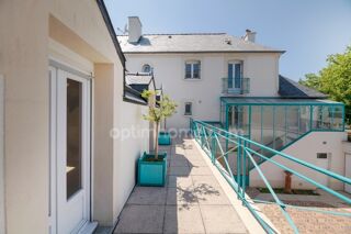  Propriété/château à vendre 8 pièces 223 m²