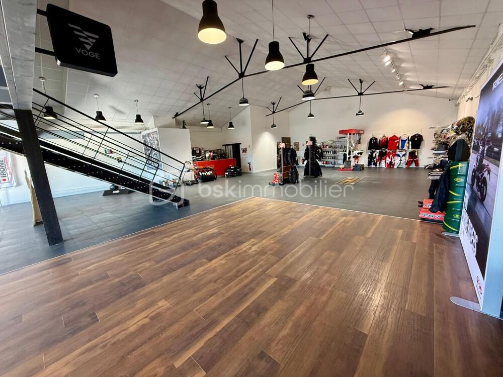   LOCAL COMMERCIAL – Emplacement premium à LESCAR 