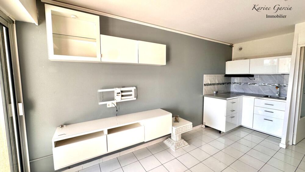 Vente Appartement BANDOL - PROXIMITE CENTRE VILLE ET COMMERCES - STUDIO 24 M² - PARKING PRIVATIF Bandol