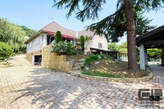  Proprit/chteau  vendre 8 pices 358 m