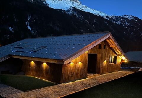   Les Contamines-Montjoie  Appartement 4 pices 86 m + mezzanines 13 m dans ferme authentique rnove,  deux pas du tlcabine Appartement - 4 pice(s) - 98 m