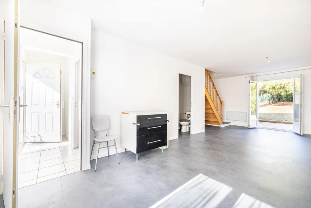 Vente Maison Maison 2 chambres avec Garage et Jardin Echarcon
