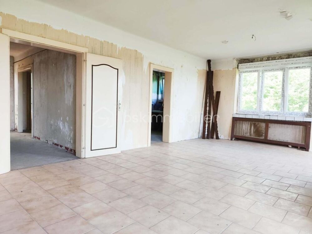 Maison de 182 m2 habitable édifié sur 822 m2
