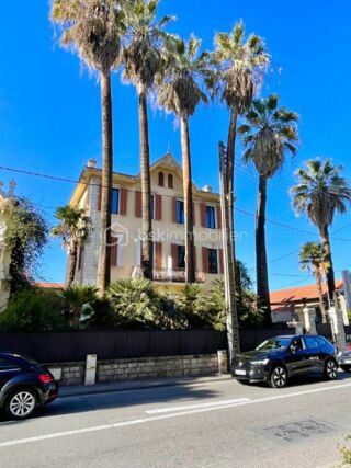  Immeuble  vendre 12 pices 240 m