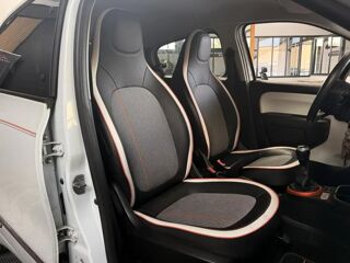 Twingo Vibes CAMERA DE RECUL / CARPLAY FEUX AUTO 2021 occasion 17139 Dompierre-sur-Mer