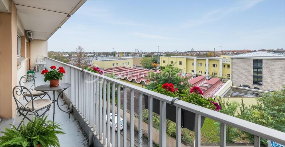 Appartement lumineux 2 chambres avec 2 grands balcons + box  Metz
