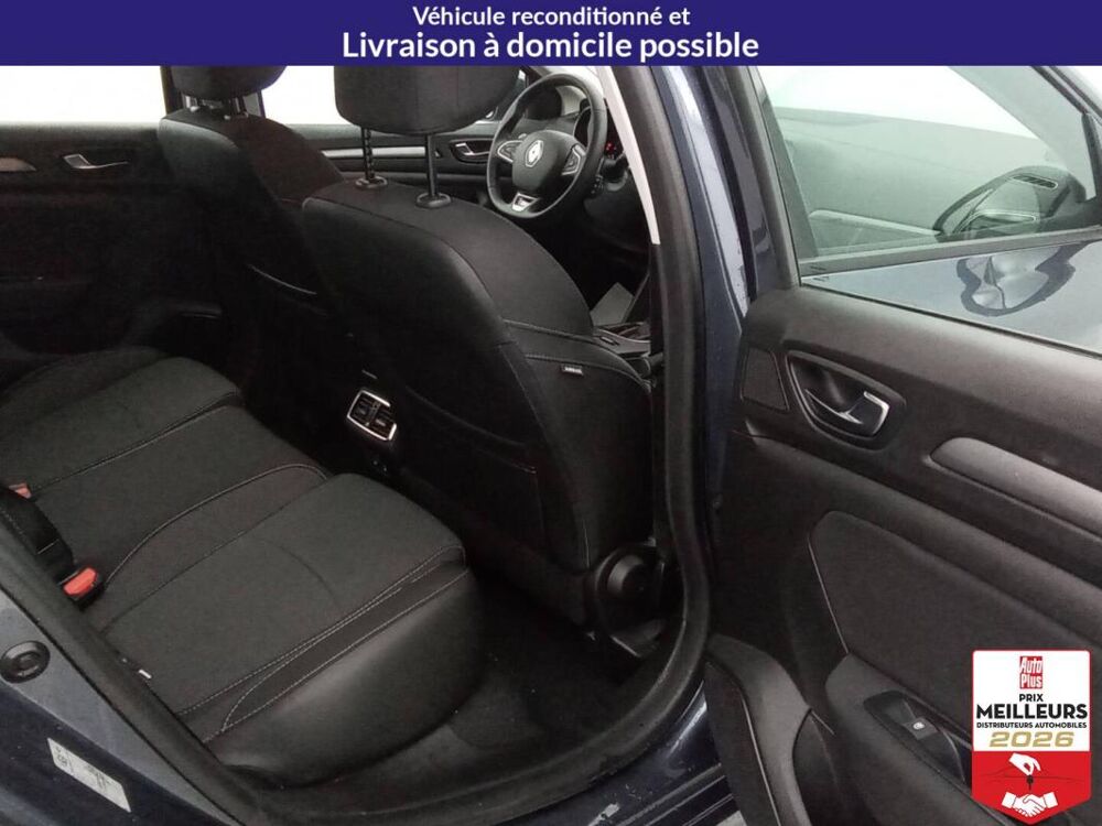 M&eacute;gane IV Berline E-Tech plug-in hybrid 160 Evolut 2023 occasion 10150 Lavau