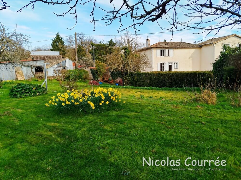 Maison à rénover  191 m²  Fort potentiel  Environnement calme SAINT VINCENT LA CHATRE (79)