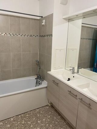  Appartement � louer 3 pi�ces 60 m�