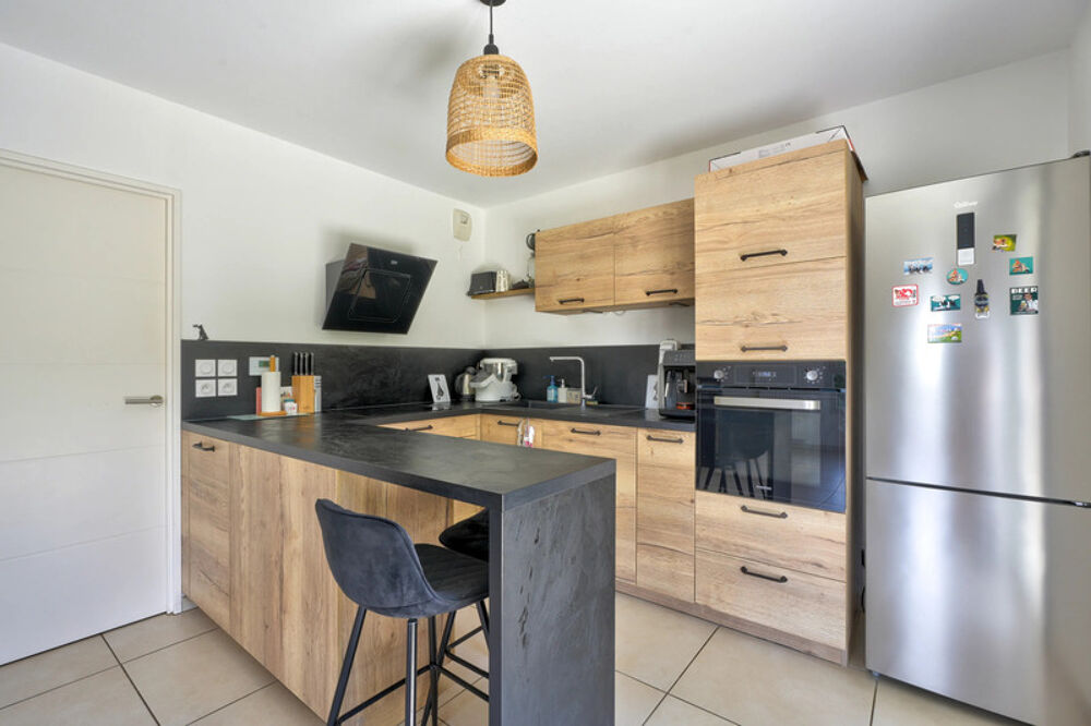 Vente Appartement Sainte-Foy-lès-Lyon – Appartement T3 de 66 m² avec jardin privatif de 108 m², terrasse, balcon et garage Sainte foy les lyon