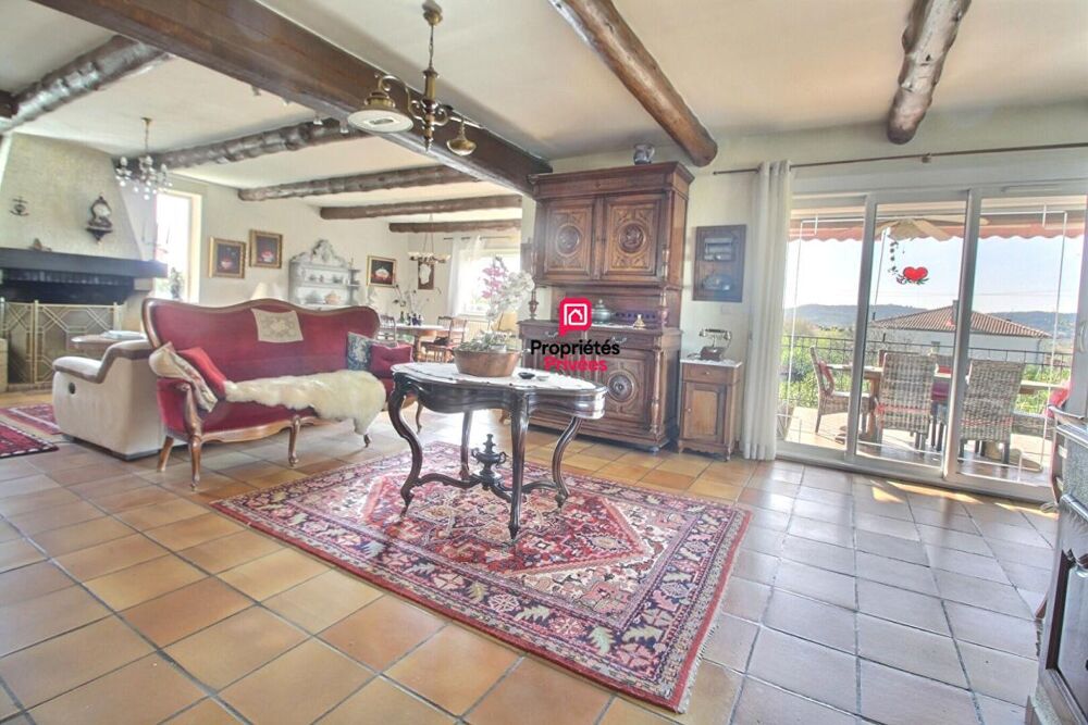 Maison 12 pièces 322 m² avec piscine à Clarensac