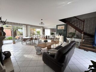  Maison à vendre 7 pièces 179 m²