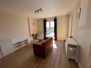  Appartement à louer 2 pièces 37 m²