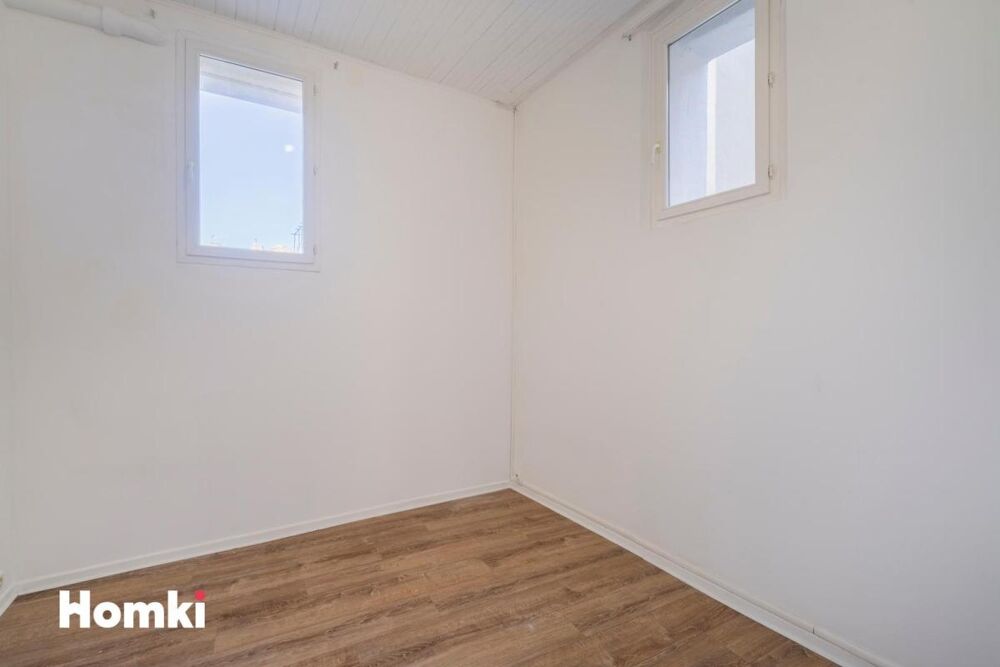 Vente Appartement Appartement T2 de 46m² + local / Atelier de 61m² Marseille 7