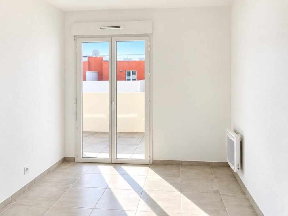 Location Appartement Magnifique T3 parkings et balcon au LAVANDOU Le lavandou