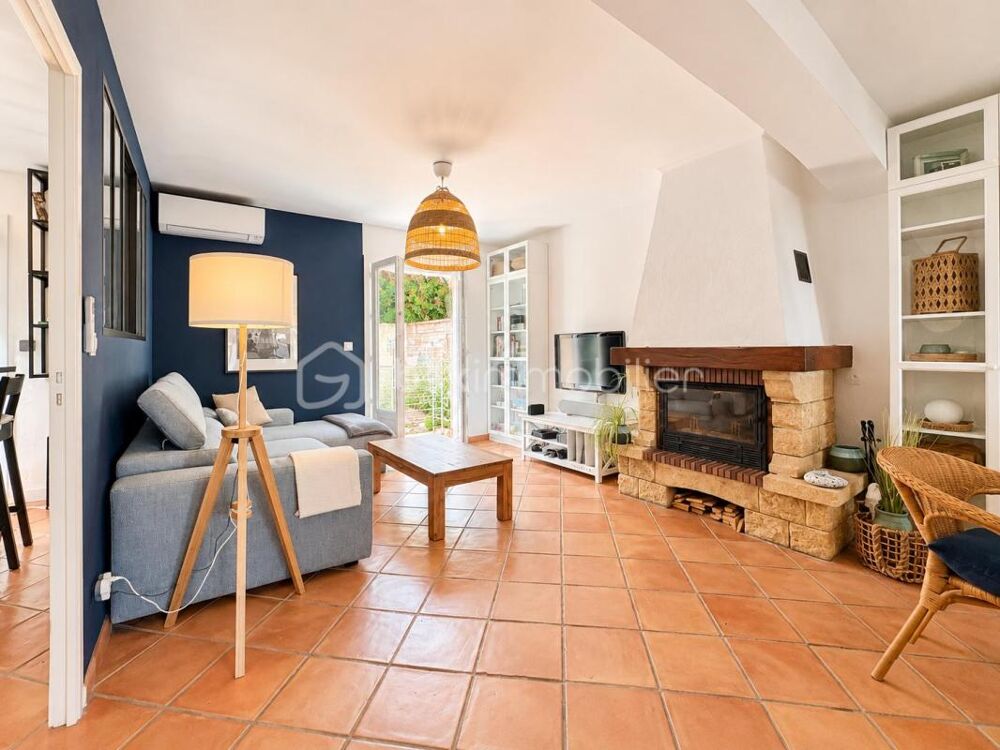 LA GAUDE  Maison 4 pièces avec jardin, garage et 10 300 € de revenus photovoltaïques