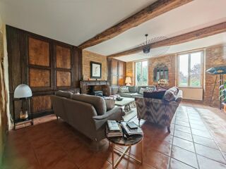  Propriété/château à vendre 8 pièces 263 m²