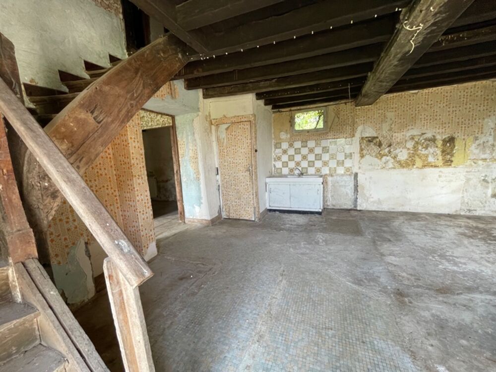 Maison de village à rénover 35000€