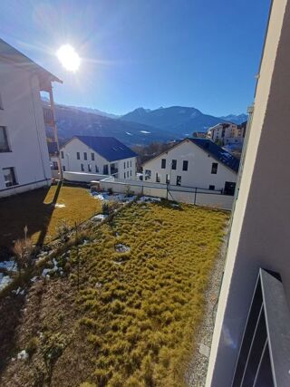  Appartement à louer 3 pièces 55 m²