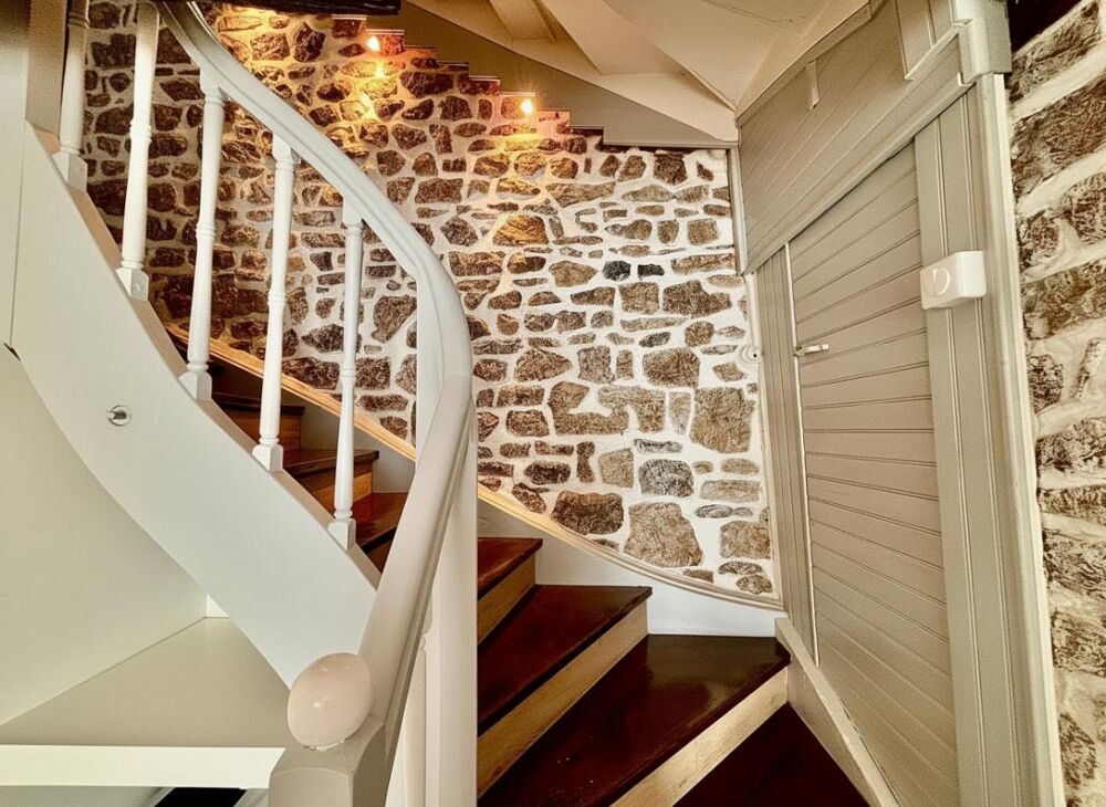 Vente Maison Maison en pierre avec piscine , 125 m² , Jardin sans vis-à-vis Seloncourt