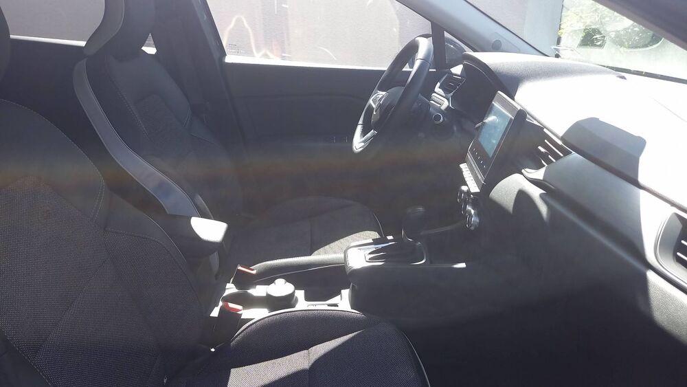 Captur II 1.3 TCe 140 EDC7 Intens 2021 occasion 33850 Leognan