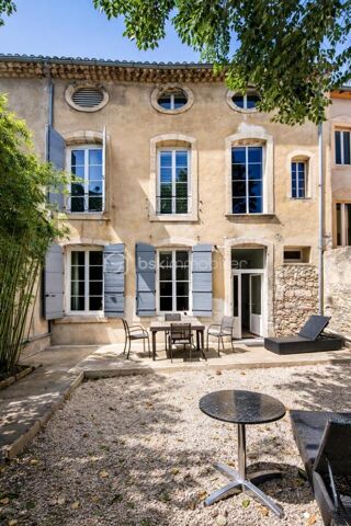  Propriété/château à vendre 7 pièces 260 m²