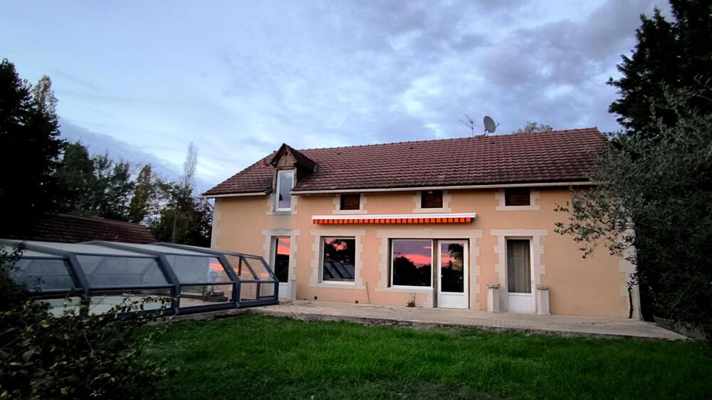 Vente Maison Superbe domaine avec ÉTANG privé sur 4,5 hectares Rongeres