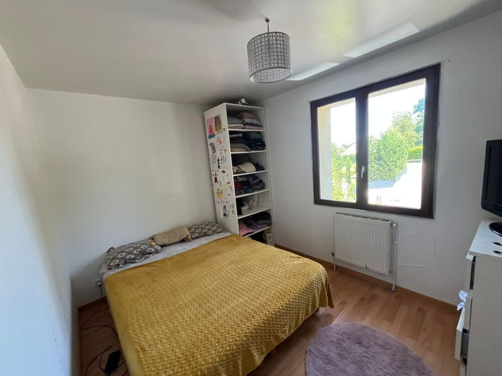 Maison à vendre 6 pièces - sous-sol total CHESSY (77)