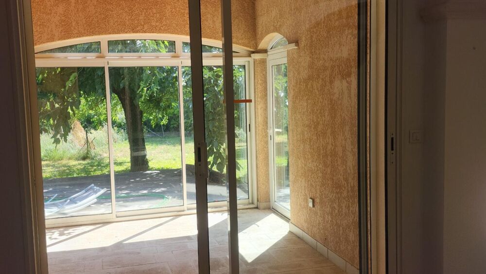 Maison PLAN-PIED à vendre 5 pièces SAUZET (26)
