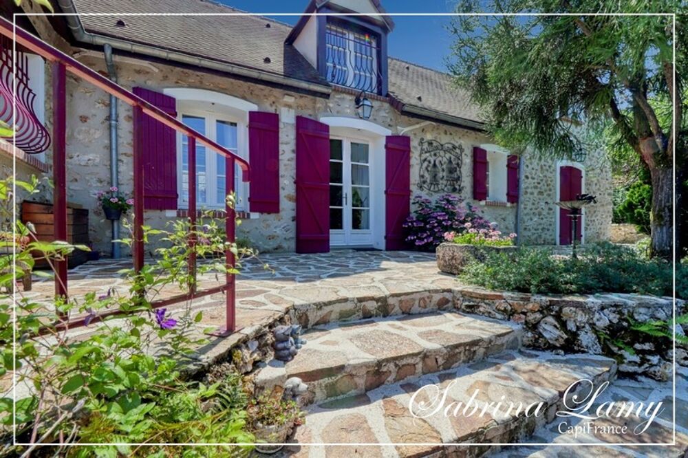 ? À Vendre : Élégante Propriété de Prestige en Pierre Meulière - 214 m² sur 2508 m² de Terrain - 5 chambres?