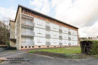 Immeuble à vendre 15 + pièces 1258 m²