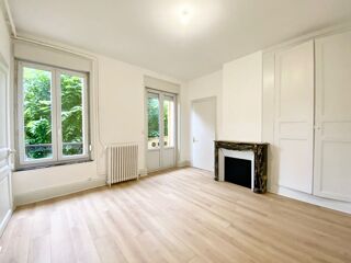 Location Appartement Appartement de 132m2 à louer sur Charleville-Mézières Charleville mezieres