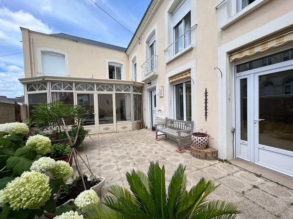 Vente Maison Maison - Montval Sur Loir - 8 pièce(s) - 208 m² Montval sur loir