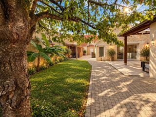  Propriété/château à vendre 7 pièces 194 m² Montataire