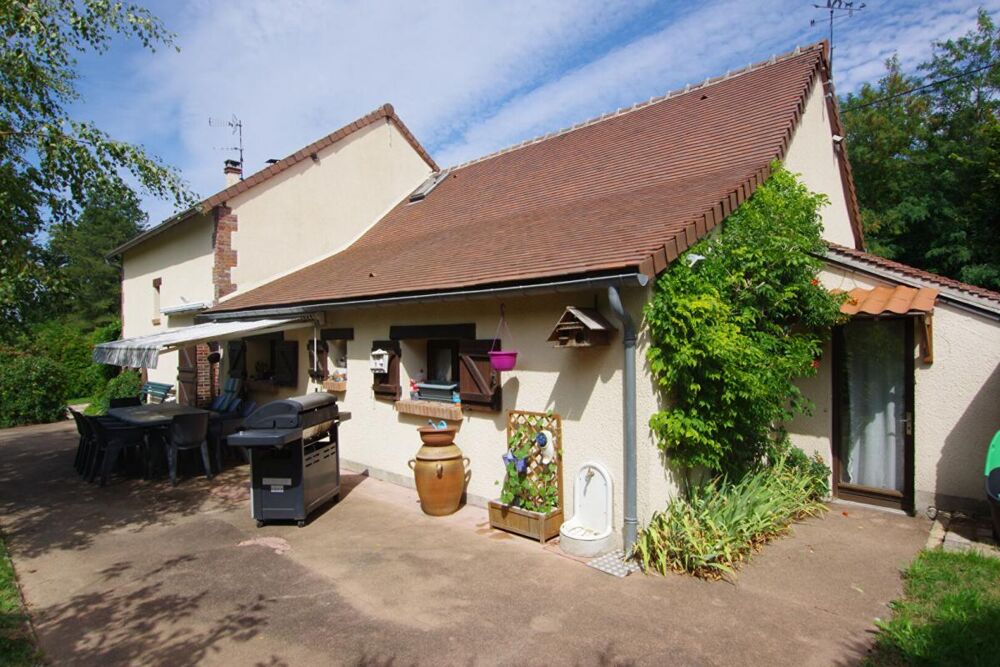 Maison 4 pièces 125 m² · à Sainte Genevieve des Bois · 125 m² · 158 000 €