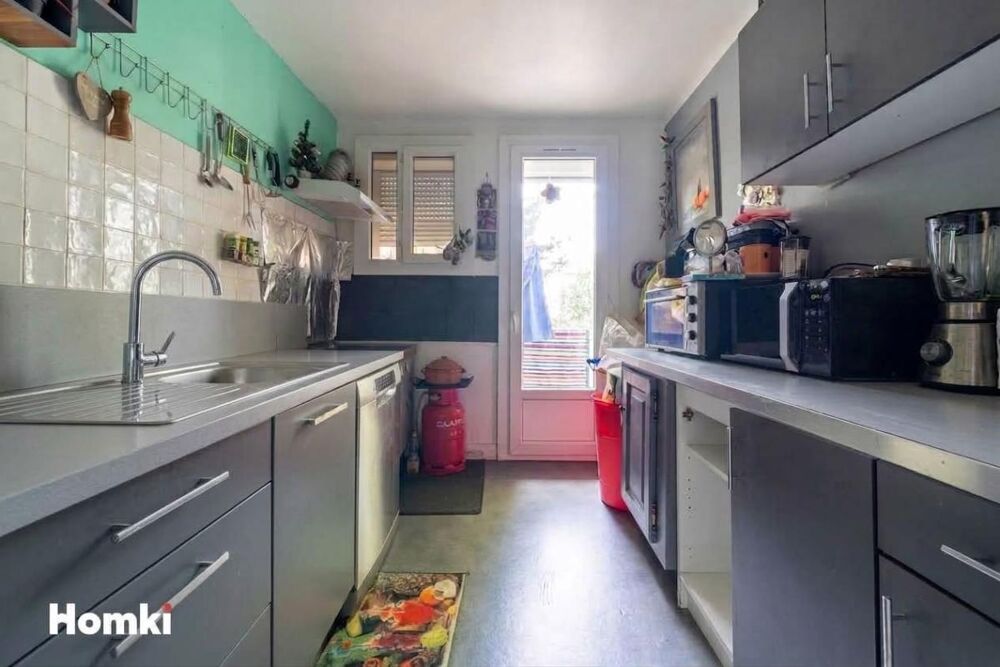 Vente Appartement Appartement T4 de 74 m² à Avignon 84000, Route de Lyon Avignon