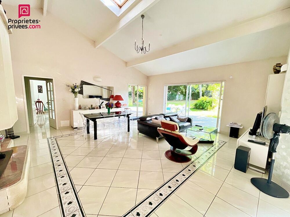 Vente Maison Maison Cadaujac 5 pièces 4 chambres 155 m2 jardin terrasse Cadaujac