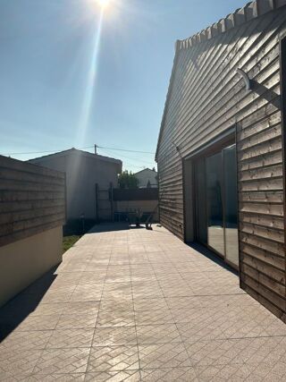  Maison à louer 4 pièces 134 m²