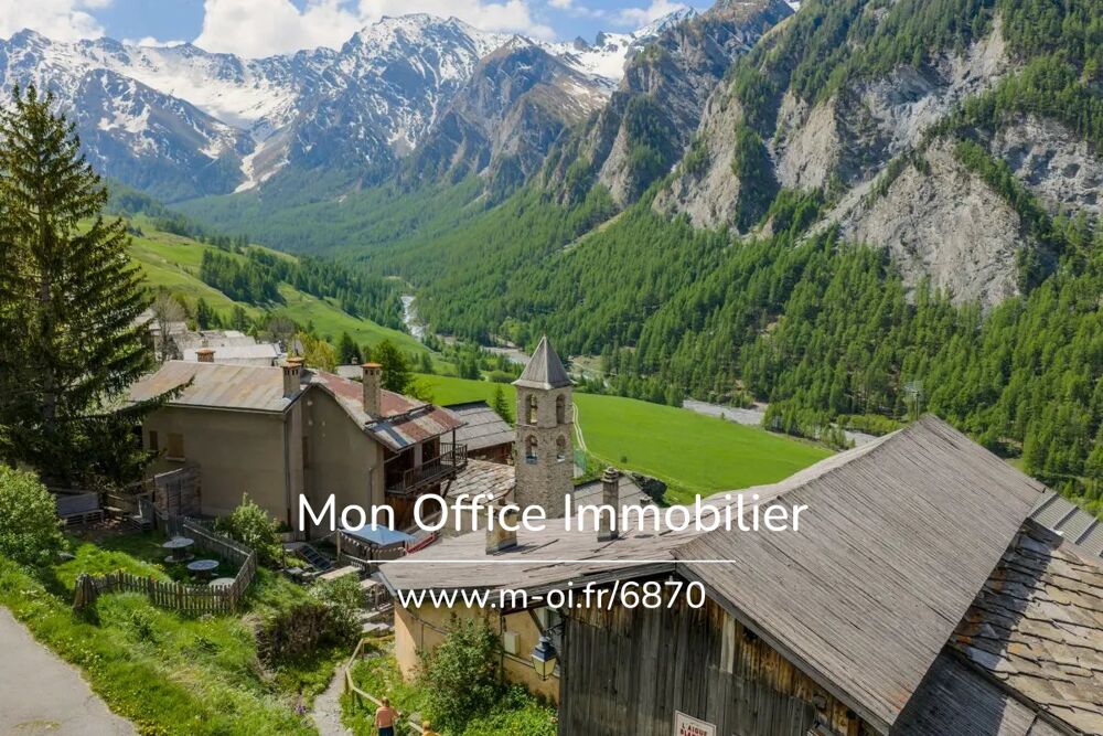 Référence : 6870-CLG - Fuste Saint Veranaise d'environ 300 m², à rénover avec restaurant en activité