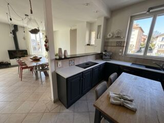  Maison à vendre 10 pièces 253 m²