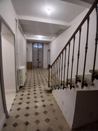  Maison � louer 10 pi�ces 345 m�