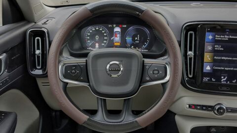 XC40 T5 Recharge 262 Hybrid DCT7 Inscription Luxe - Automatique T 2020 occasion 78550 Houdan
