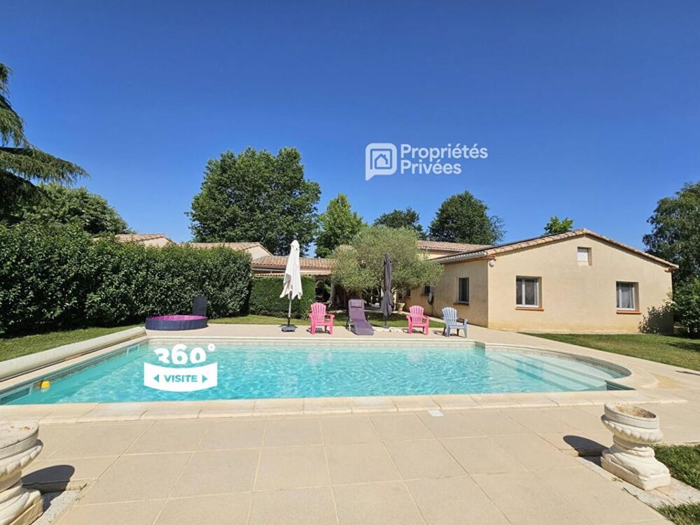 ENSEMBLE IMMOBILIER DE PLAIN PIED 240 m² - 8 CHAMBRES - TERRAIN 5000 m² - PISCINE - GARAGES