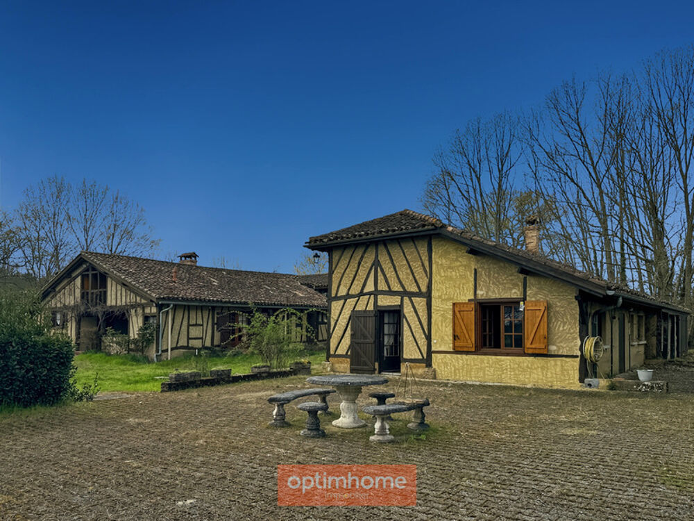 Authentique Landaise de caractère, 316 m² habitables sur 8000 M2. Cadre paisible