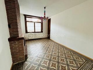  Maison  vendre 9 pices 170 m