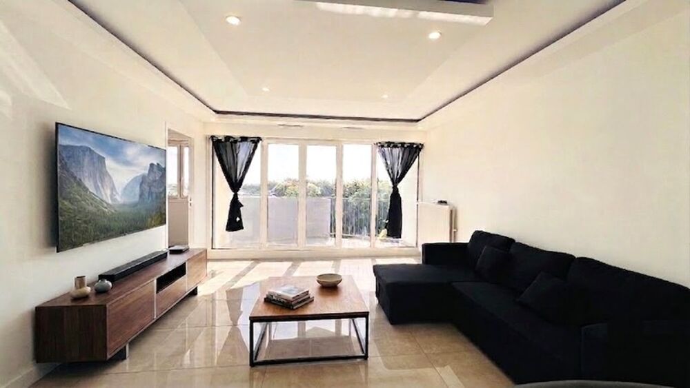 Quimper Ouest - Appartement T4 de 78 m² habitable - 1 loggia - avec vue panoramique sur la rivière de lOdet - Une terrasse - Ca