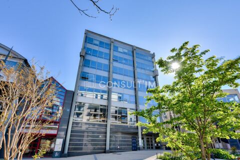 Dans un immeuble de bon standing, &agrave; Vendre 1750 m&sup2; de bureaux, divisibles &agrave; partir de 582 m&sup2; 10675000 92130 Issy les moulineaux